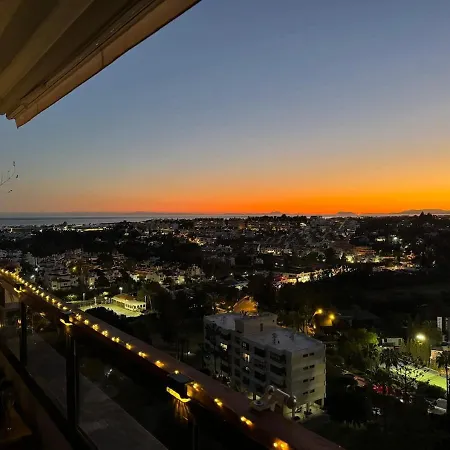 With Views Near Puerto Banus Apartment *
